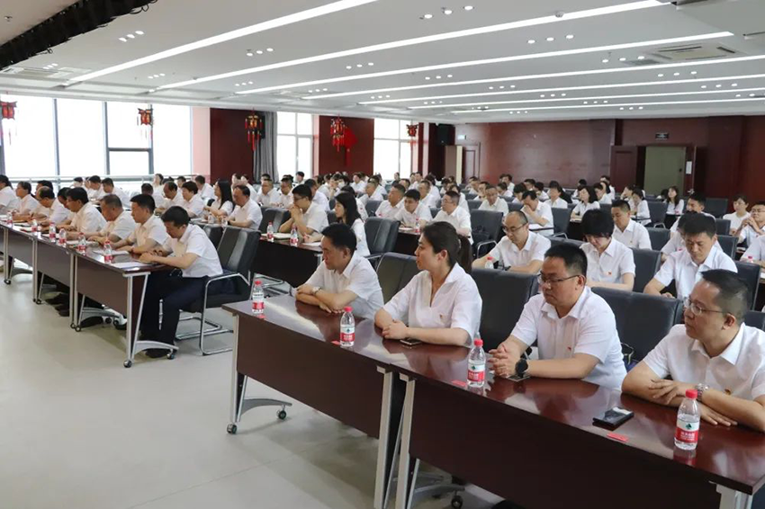 【集團(tuán)要聞】甘肅藥業(yè)集團(tuán)召開慶“七一”表彰大會暨主題教育、“三抓三促”行動推進(jìn)會