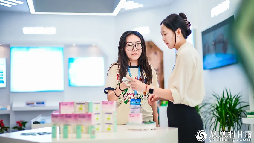 【共同關注】探館藥博會 甘肅藥業(yè)集團獨家寶貝亮相