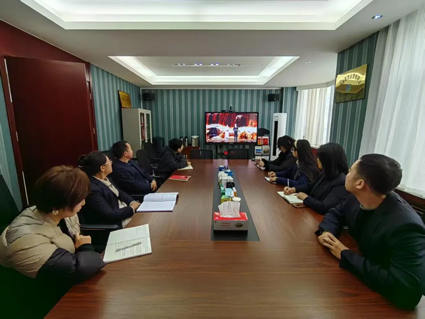 學(xué)習(xí)時(shí)代楷模 汲取榜樣力量——運(yùn)營(yíng)公司黨總支組織黨員干部觀看《榜樣9》專題節(jié)目