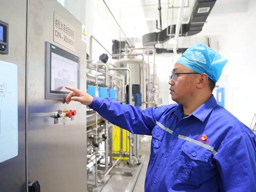 匠心鑄就輝煌 榜樣引領(lǐng)時(shí)代——記甘肅省勞動(dòng)模范趙華普