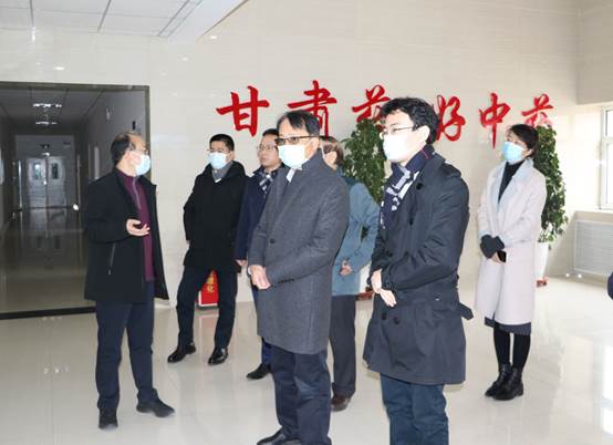 廣東新南方集團(tuán)總裁朱梓陽一行到隴神戎發(fā)考察交流